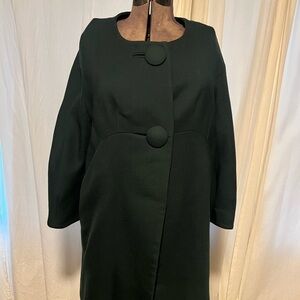 Tara Jarmon Elegant Dark Green  Mod Swing Coat with 3/4 Sleeves